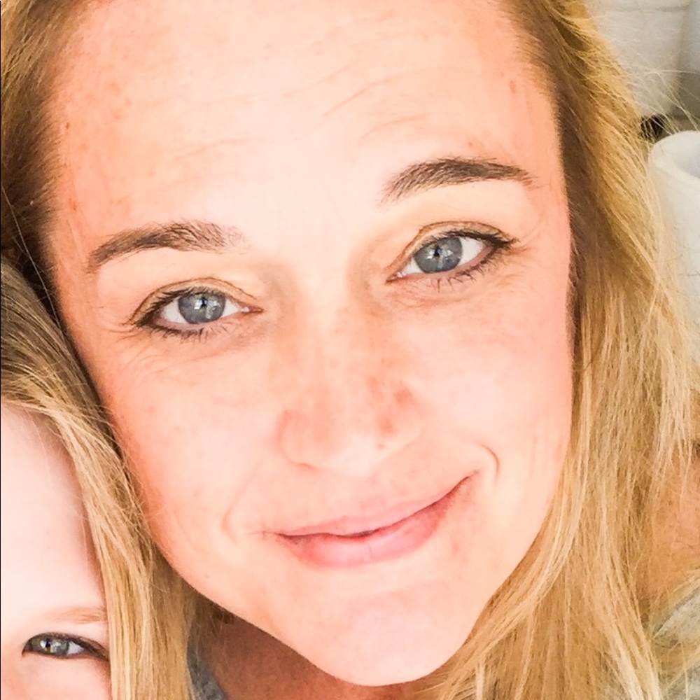 Meet your Posher, Allyson